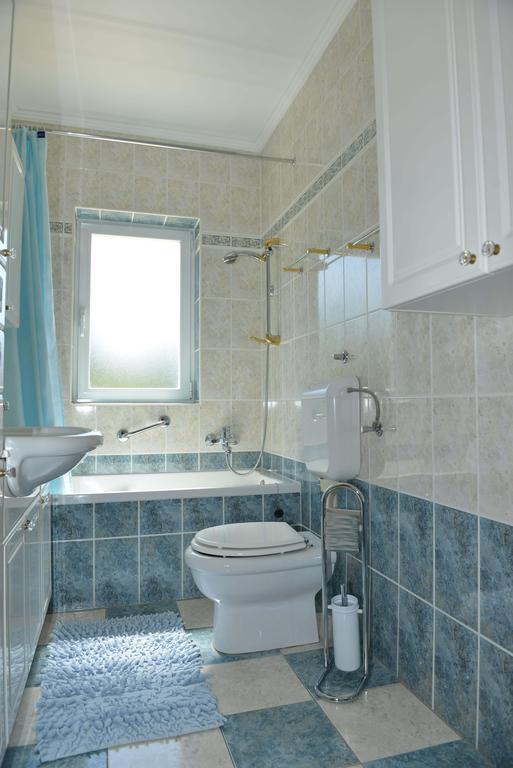 Apartments Nela โปเรช ภายนอก รูปภาพ